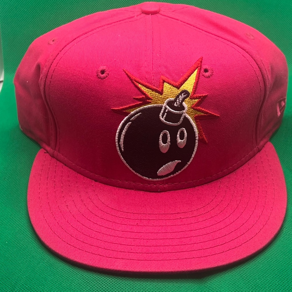 Fitted hat